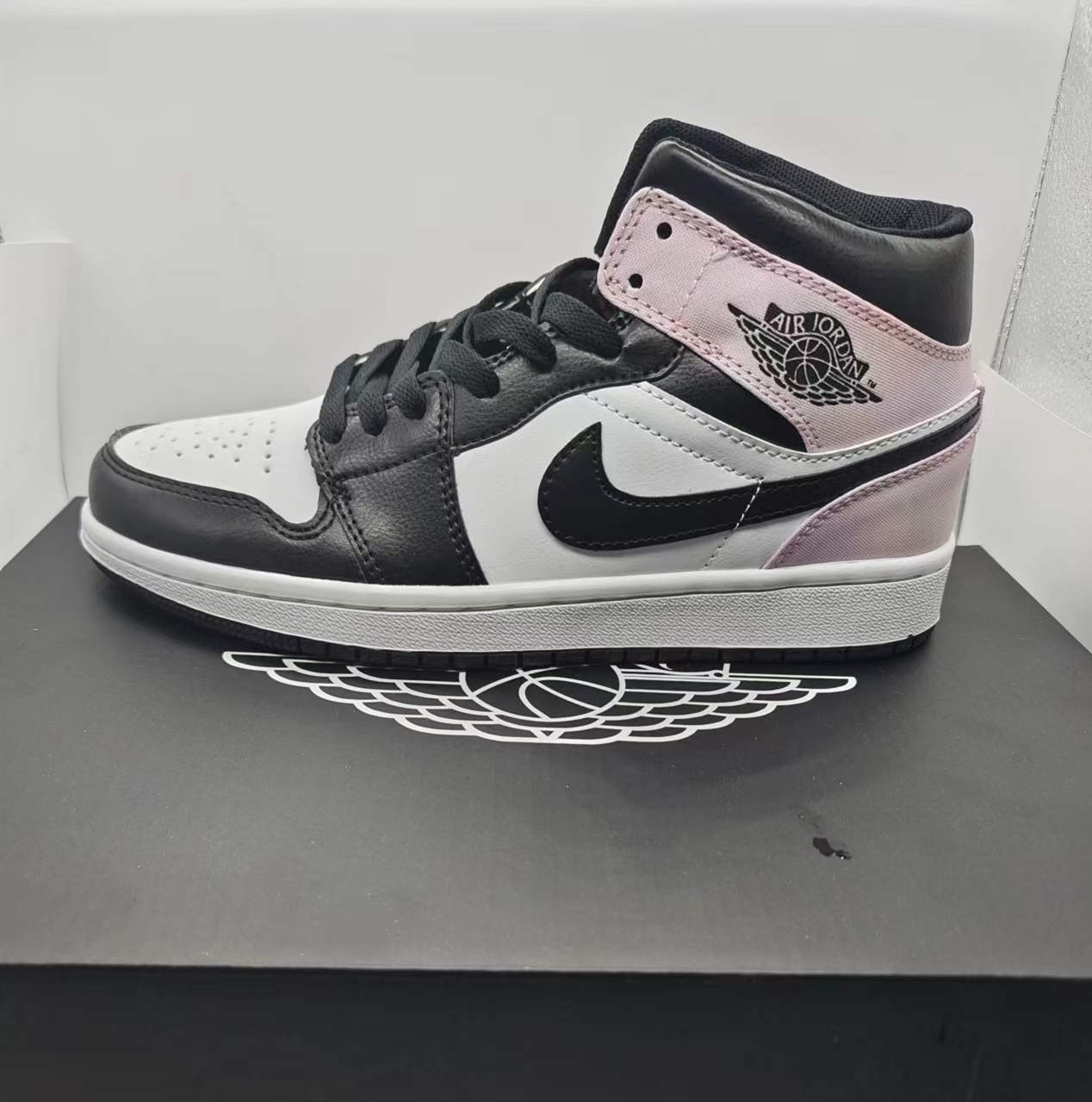 Women's Running Weapon Air Jordan 1 Black/Pink/White Shoes 0214